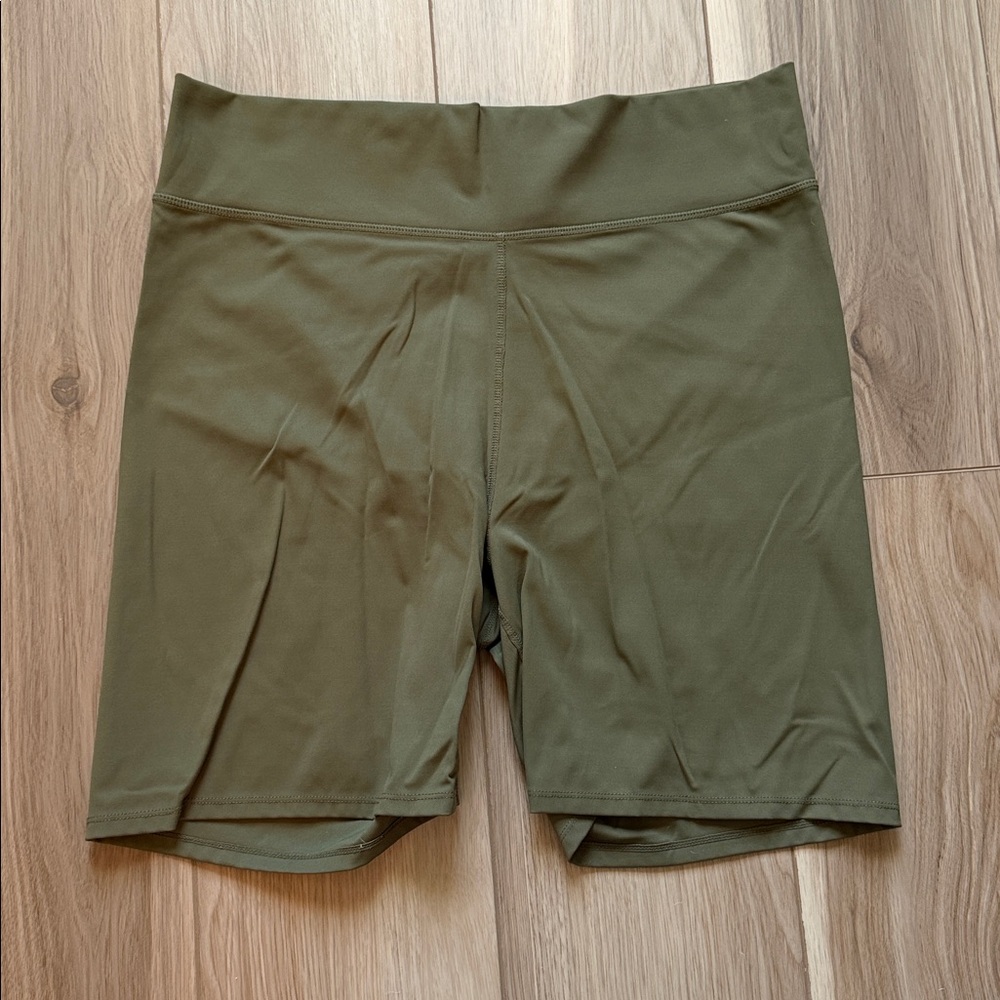 EUC Madewell MWL Olive Green Bike Shorts